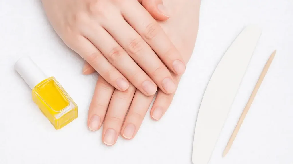 「見せないネイルケア」で整える、指先の小さな自信
